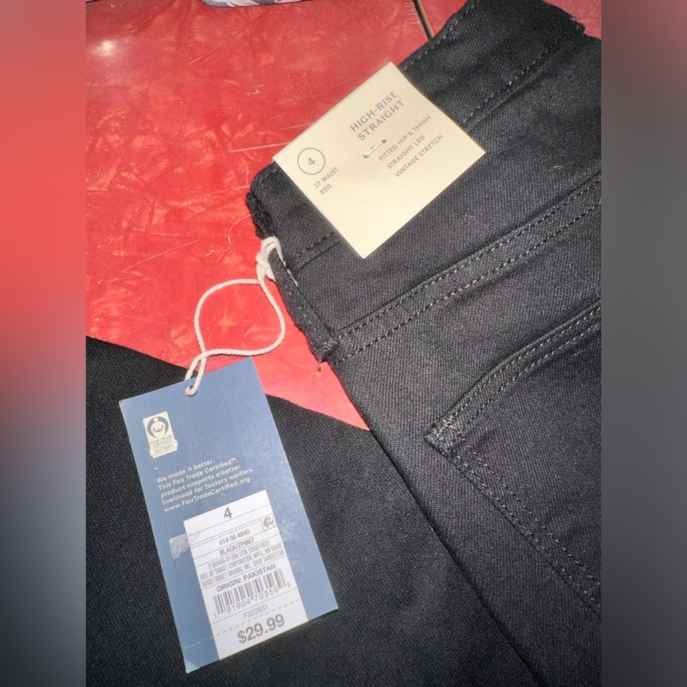 Universal Thread✔️🖤NWT HIGHEST RISE STRAIGHT LEG BLACK - Picture 2 of 4